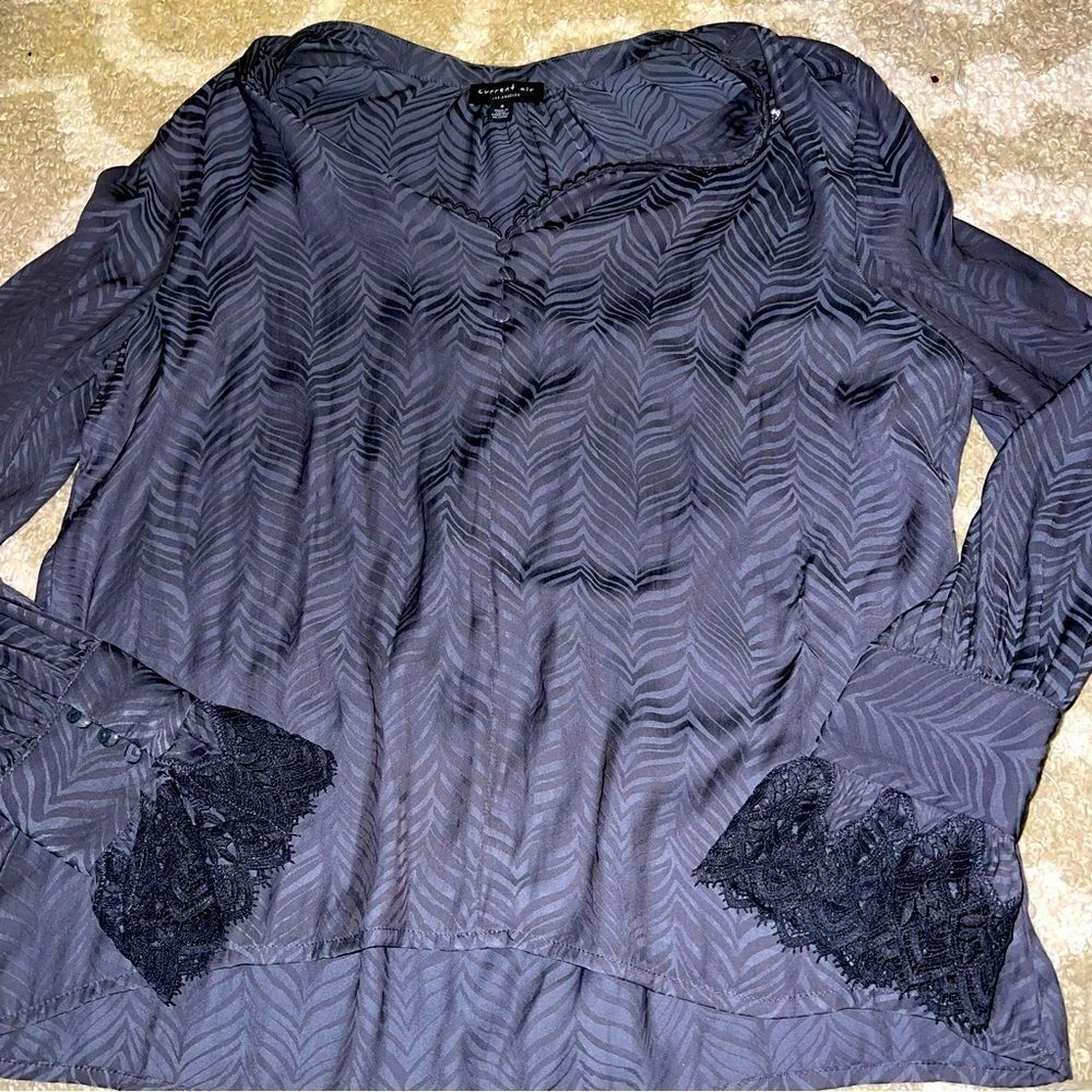 Current Air size S shirt